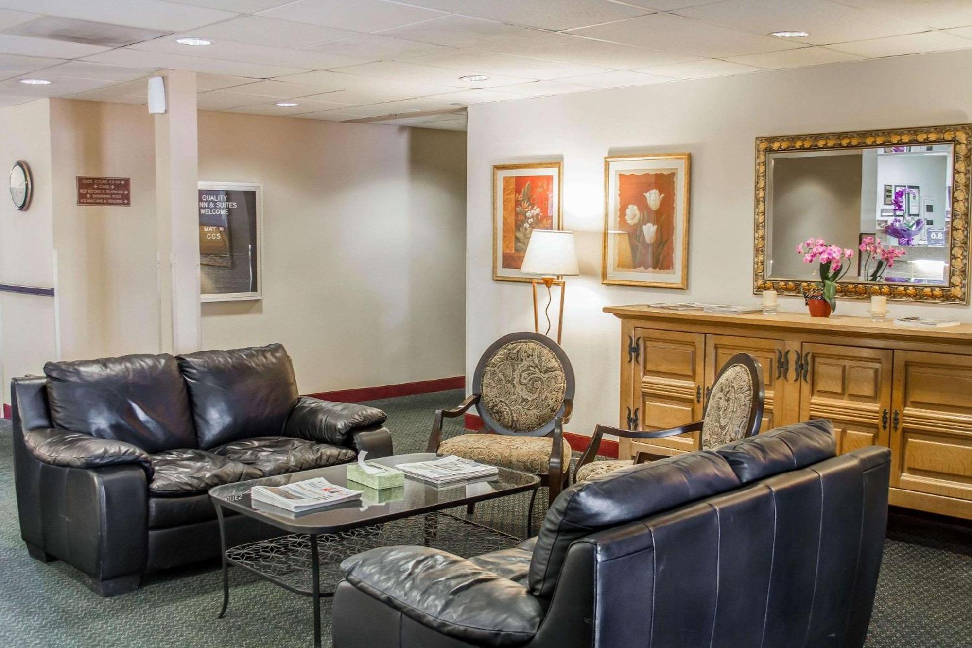 Quality Inn & Suites Longview Kelso Bagian luar foto